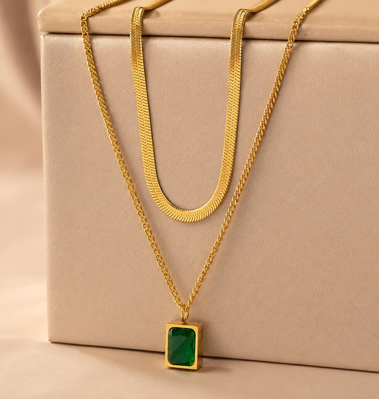 Ria Necklace